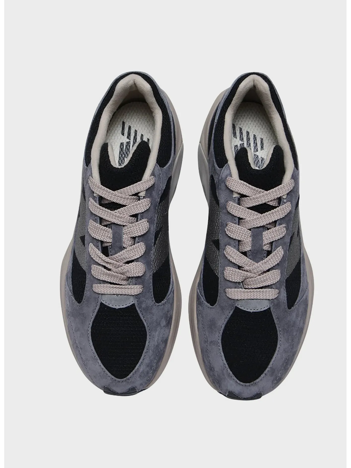     -NEW BALANCE    -SCARPA WARPED RUNNER UNISEX-