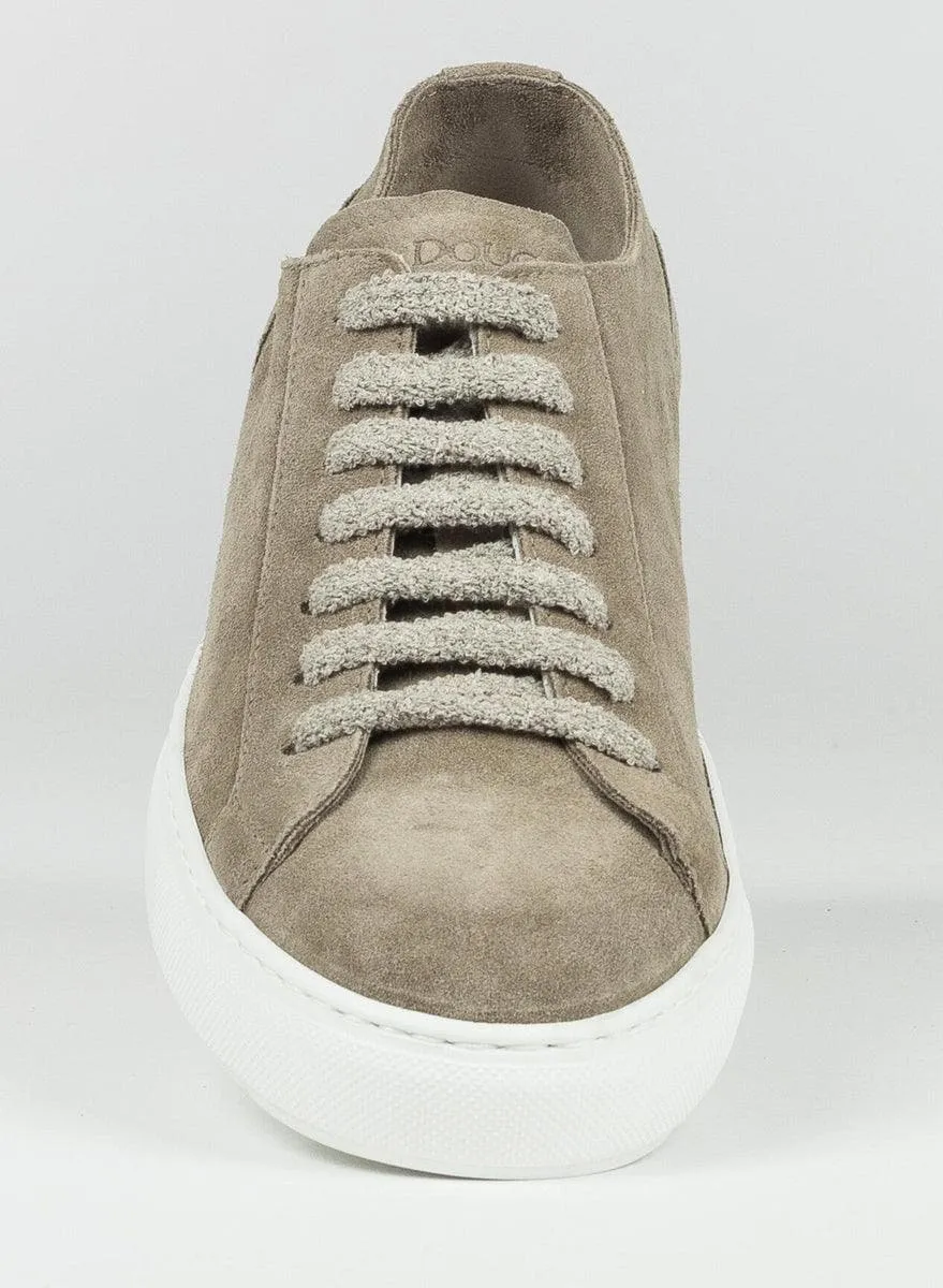 Sneaker in suede
