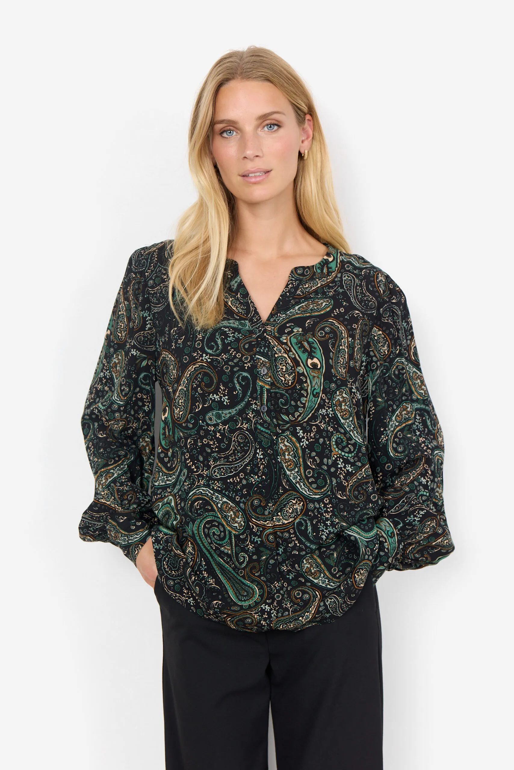 Titolo: “Blusa Donna SC-Vica 1 – Stile Femminile a Prezzo Speciale!”